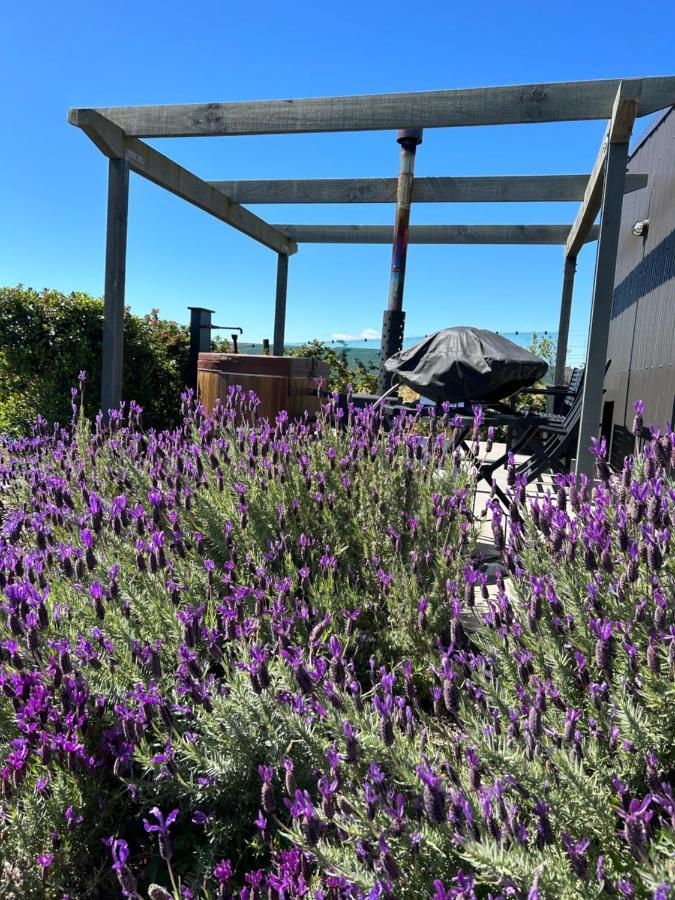 The Shed With A View Apartment Mahana Exterior photo