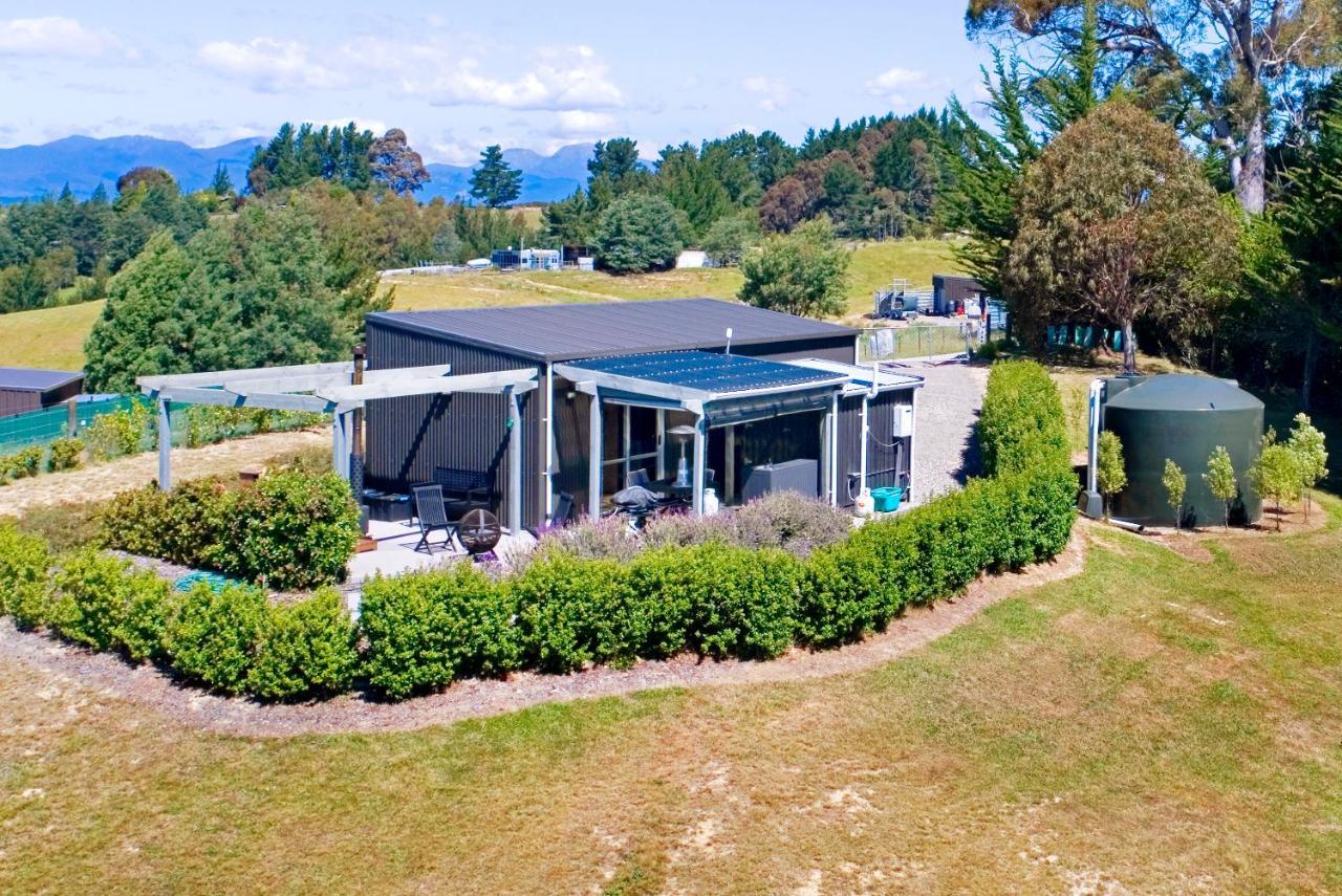 The Shed With A View Apartment Mahana Exterior photo