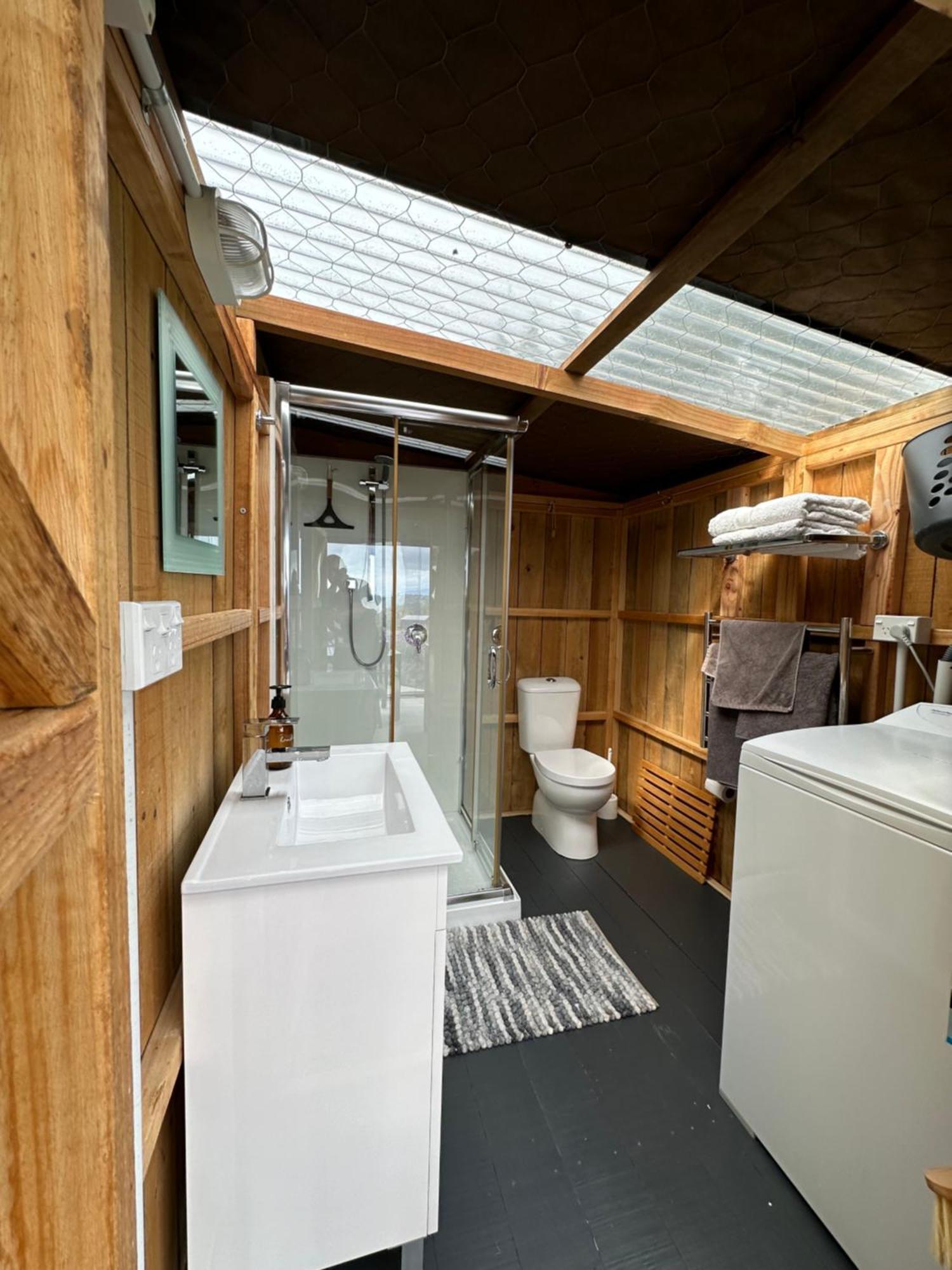 The Shed With A View Apartment Mahana Exterior photo